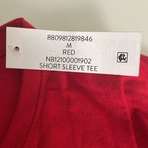 No Boundaries Red Short Sleeve tee- Juniors (M) 7/9 - Picture 3 of 9